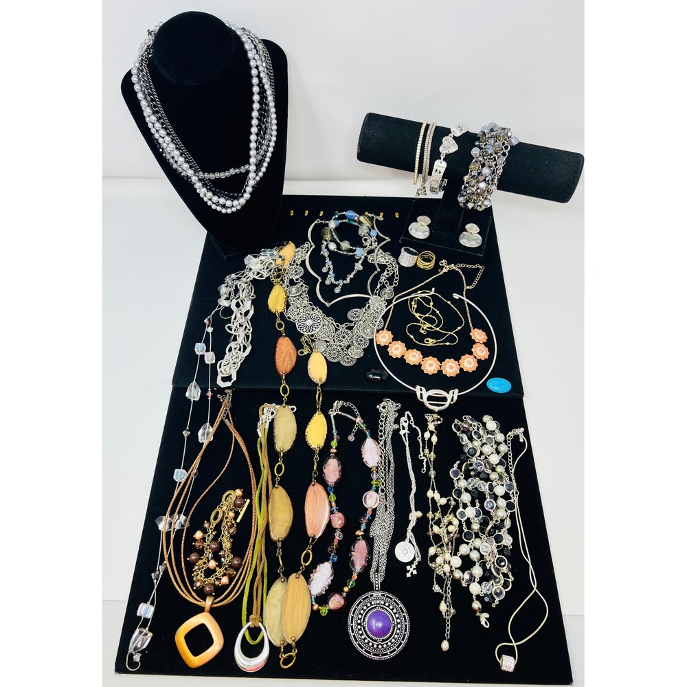 Premier Designs Gold & Silver Tone Necklace, Bracelet, Earring, Ring lot of 27